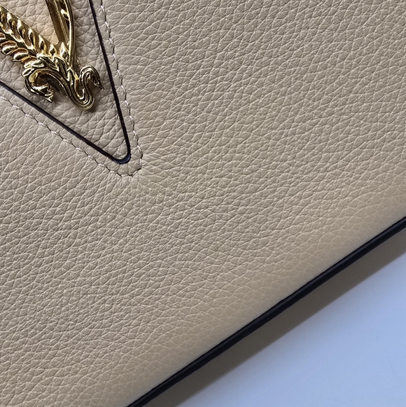 Versace Virtus Camera Bag - Picture 3 of 15